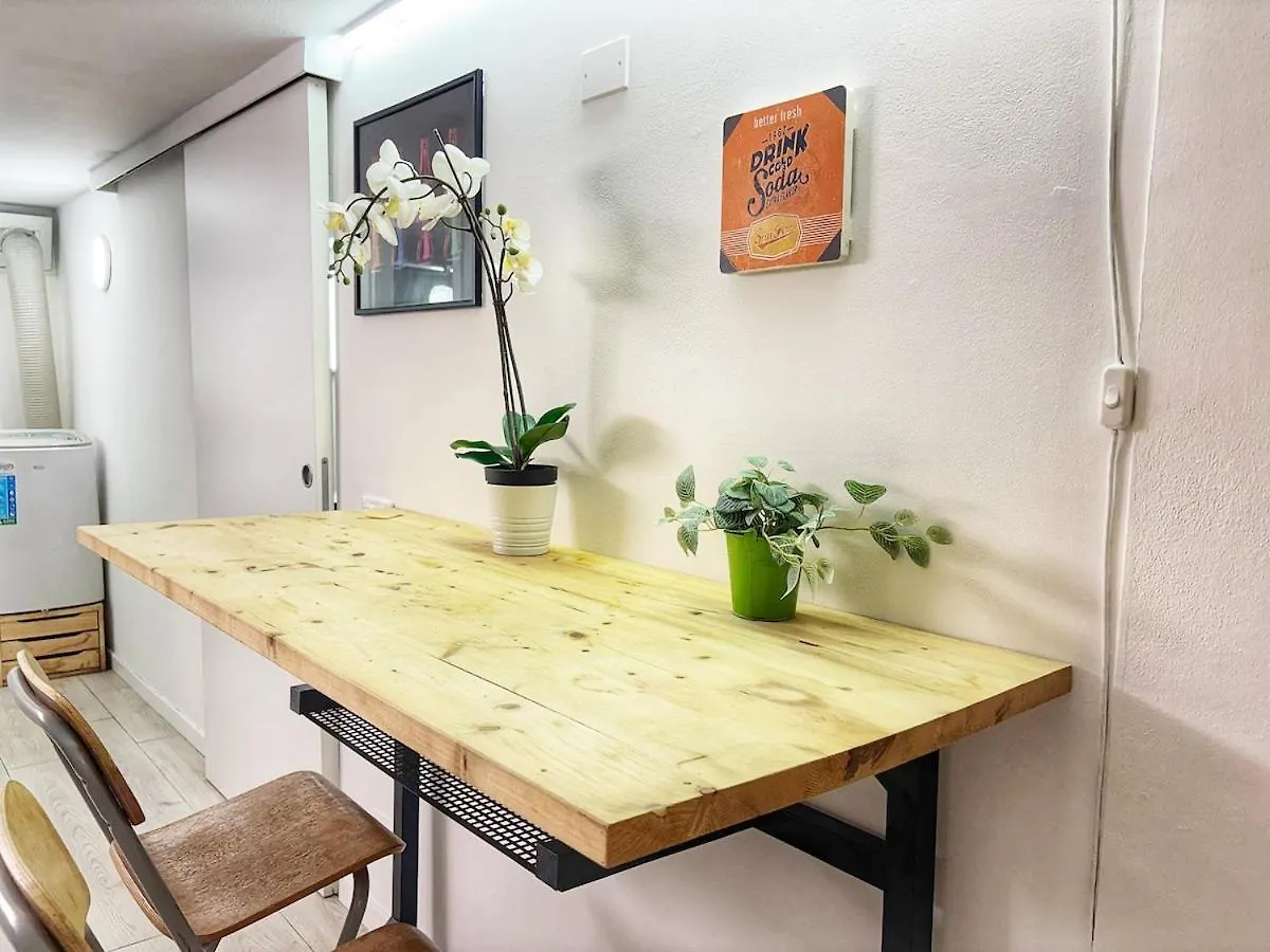 Cozy Basement Apartment Navigli Milán