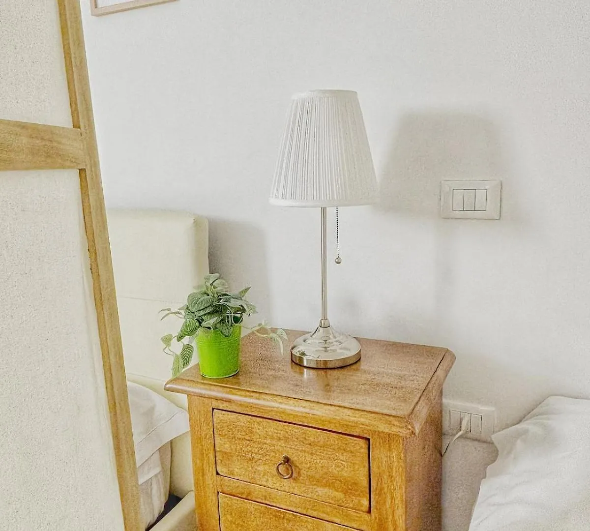 Cozy Basement Apartment Navigli Milán Itálie